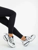 Lotiva fekete fehér női sportcipő ökológiai bőrből és textil anyagból