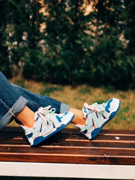 Osiana rózsaszin és kék női sportcipő ökológiai bőrből