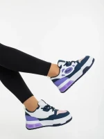 Aresia lila és fehér női sportcipő ökológiai bőrből
