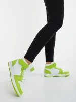 Reneva fehér és zöld női sportcipő ökológiai bőrből és textil anyagból