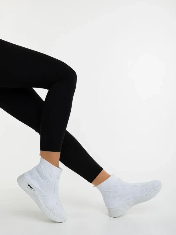 Astera fehér női sportcipő textil anyagból