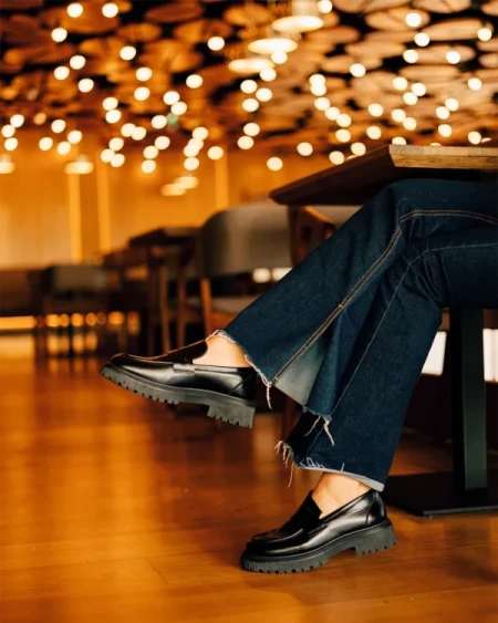 Sumira fekete női félcipő ökológiai bőrből