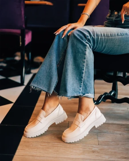 Sumira bézs női félcipő ökológiai bőrből