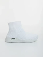 Renara fehér női sportcipő textil anyagból