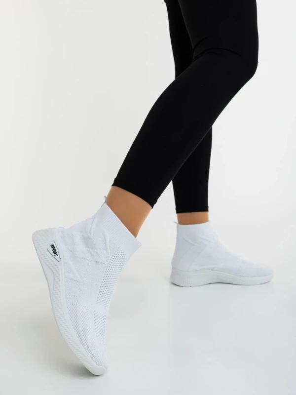 Iselia fehér női sportcipő textil anyagból