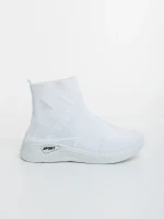 Iselia fehér női sportcipő textil anyagból