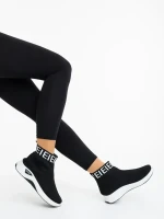 Irenia fekete fehér női sportcipő textil anyagból