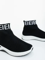 Irenia fekete fehér női sportcipő textil anyagból