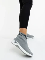 Irenia szürke női sportcipő textil anyagból