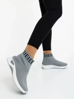 Irenia szürke női sportcipő textil anyagból