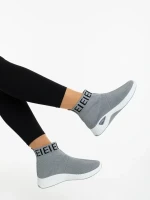 Irenia szürke női sportcipő textil anyagból