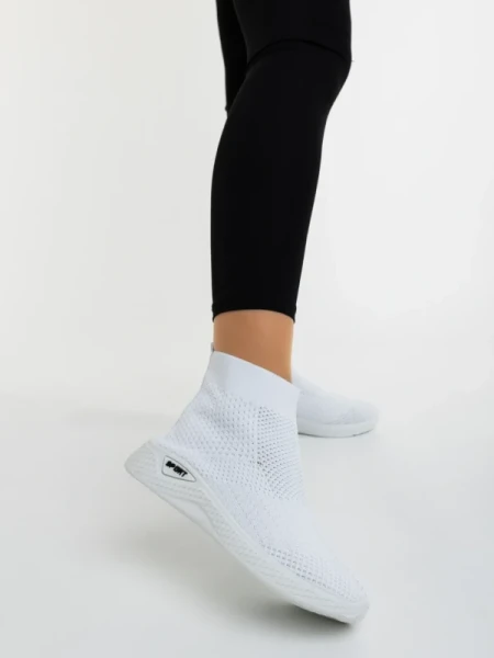 Siara fehér női sportcipő textil anyagból