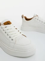 Marston bézs férfi sportcipő ökológiai bőrből