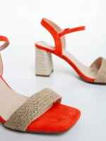 Astaria narancssárga női magassarkú szandál textil anyagból