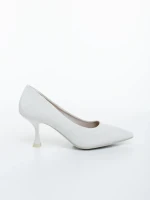 Estiana bézs női magassarkú cipő textil anyagból