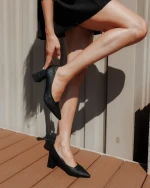 Ludena fekete női magassarkú cipő ökológiai bőrből