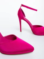 Vaiana rózsaszin női magassarkú cipő textil anyagból
