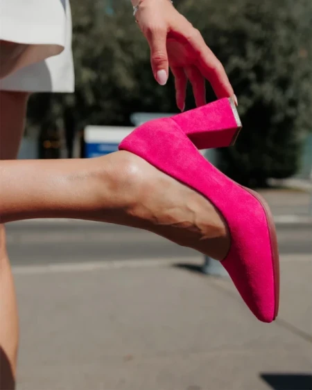 Saida rózsaszin női magassarkú cipő textil anyagból