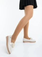 Diruna világos bézs női félcipő textil anyagból