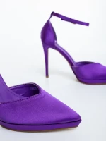 Vaiana lila női magassarkú cipő textil anyagból