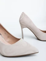 Zuria bézs női magassarkú cipő textil anyagból