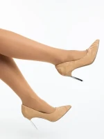 Zuria tevebarna női magassarkú cipő textil anyagból