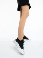 Iraza fekete női tornacipő, textil anyagból készült