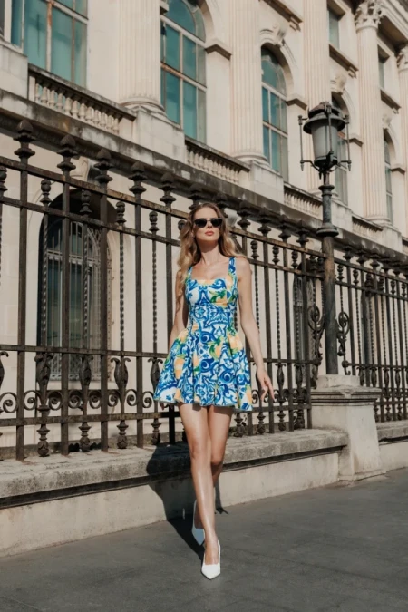 Atelia bézs női magassarkú cipő textil anyagból