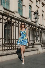 Atelia bézs női magassarkú cipő textil anyagból