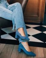 Naraza kék női magassarkú cipő textil anyagból