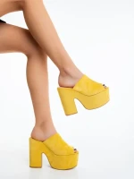 Lazara sárga női papucs textil anyagból