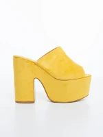 Lazara sárga női papucs textil anyagból