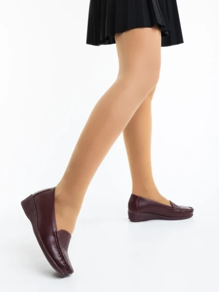 Belora gránátszinű női félcipő ökológiai bőrből