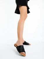 Kaina fekete női papucs ökológiai bőrből