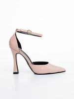 Lavrona sötét bézs női magassarkú cipő lakkozott ökológiai bőrből