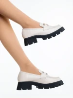 Menda világos bézs női félcipő ökológiai bőrből