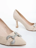 Amandi világos bézs női magassarkú cipő textil anyagból