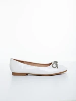 Ativa fehér női balerina lakkozott ökológiai bőrből