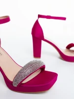 Menara rózsaszin női magassarkú szandál textil anyagból