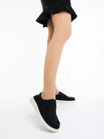 Mirada fekete női alkalmi cipő textil anyagból