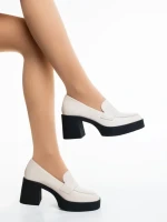 Mevara bézs és fekete női félcipő ökológiai bőrből