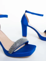 Menara kék női magassarkú szandál textil anyagból