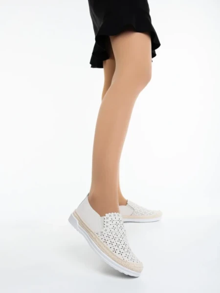 Emena bézs női félcipő ökológiai bőrből