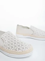 Emena bézs női félcipő ökológiai bőrből