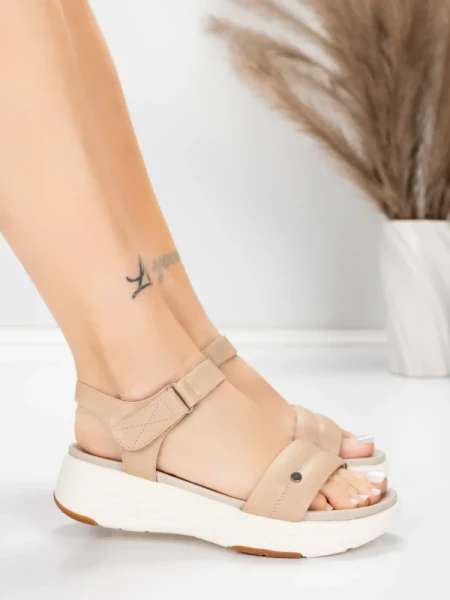 Valódi bőrből készült női szandál 036 Őszibarack | Adv... » MeiMall.hu