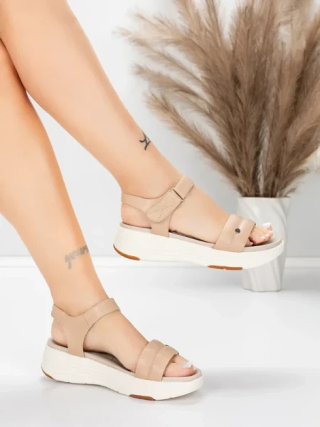 Valódi bőrből készült női szandál 036 Őszibarack | Adv... » MeiMall.hu