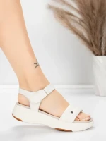 Valódi bőrből készült női szandál 036 Krém | Advancer » MeiMall.hu