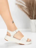 Valódi bőrből készült női szandál 037 Krém | Advancer » MeiMall.hu