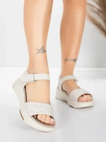 Valódi bőrből készült női szandál 037 Krém | Advancer » MeiMall.hu