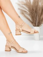 Valódi bőrből készült női szandál 22396 Őszibarack | A... » MeiMall.hu